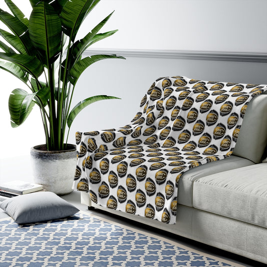 Velveteen Plush Blanket - White Utopia